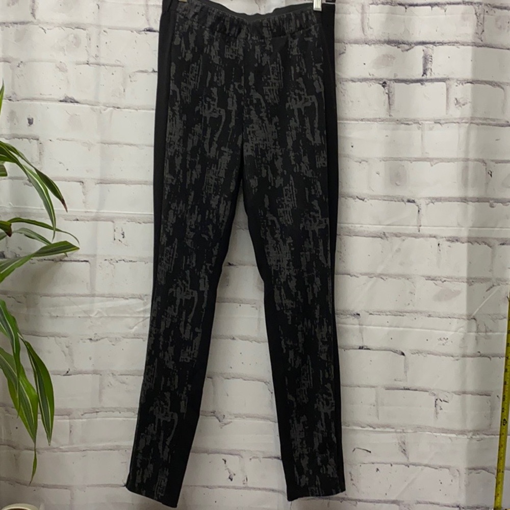 Miraclesuit Pants/ Leggings Black Size 10